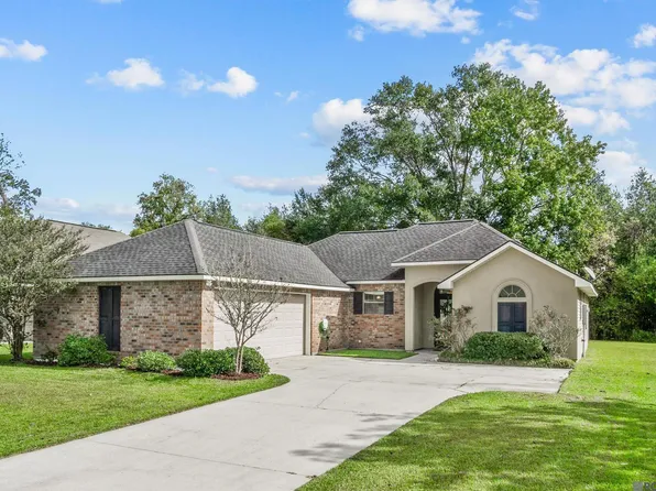 16208 Old Samuel Dr, Prairieville, LA 70769