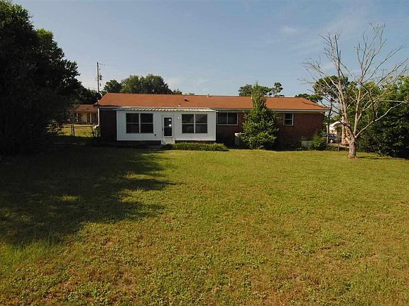 2nd image of 2034 Broyhill Ln