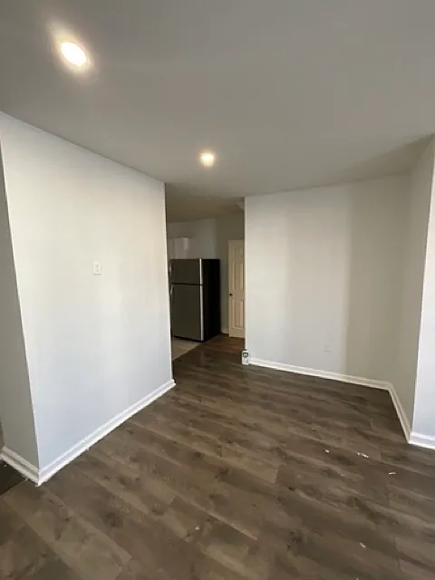 1 bed, $1,100 — Photo 2