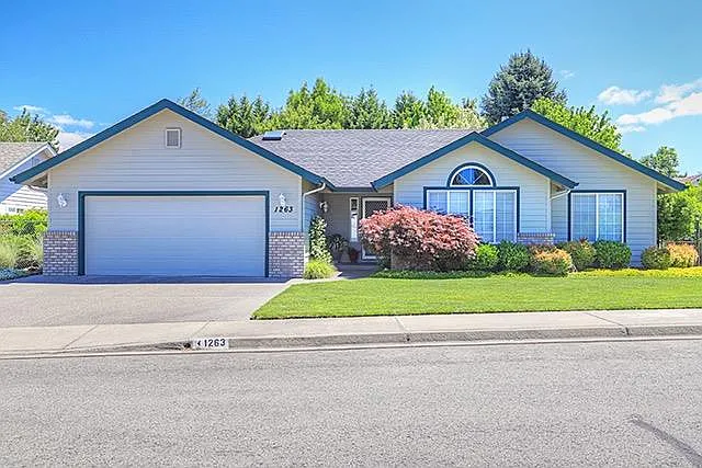 1263 Moon Glo Dr photo 1