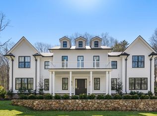 196 Pond Rd, Wellesley, MA 02482