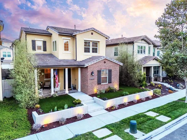 21565 Trail Ridge Dr, Escondido, CA 92029