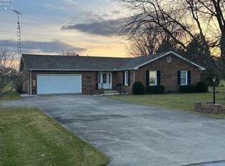 12060 W Bower Ct, Oak Harbor, OH 43449