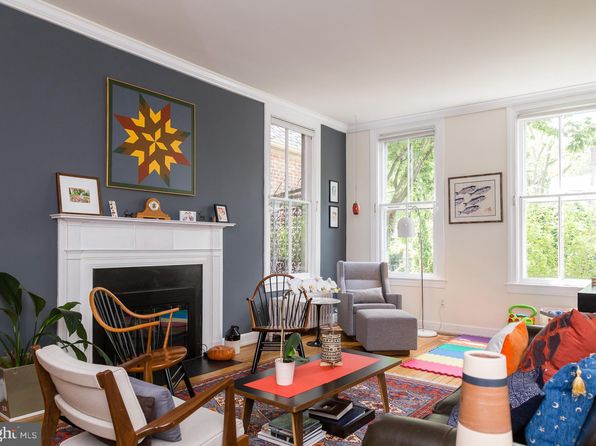 4445 Volta Pl NW, Washington, DC 20007