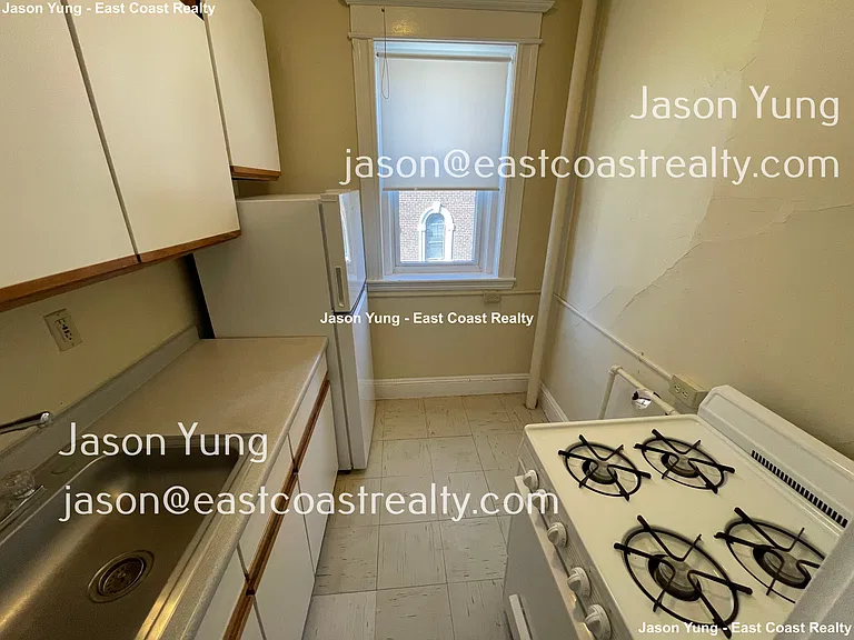 60 Woodstock Ave #20 — Photo 5