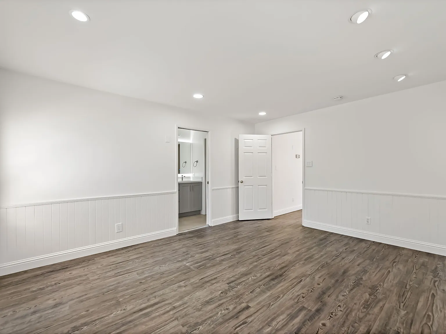 4 bed, 1659 sqft, $6,850 — Photo 3