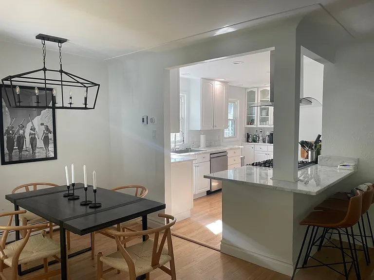 2421 S High St — Photo 11
