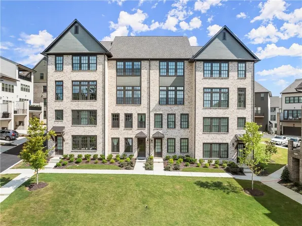 6753 Prelude Dr, Sandy Springs, GA 30328