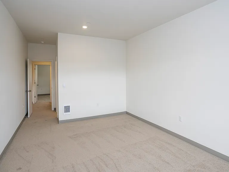 11208 Kline St SW #J-4 — Photo 21