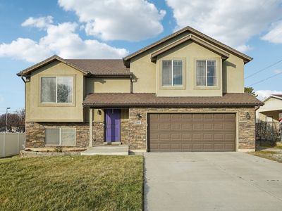 2564 W 5950 S, Roy, UT, 84067