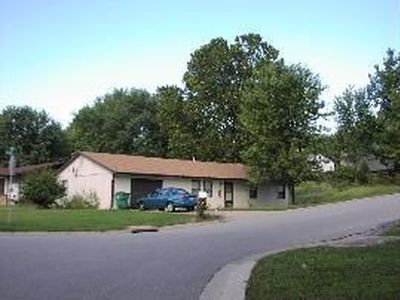 559 Keeney Dr, Saint Charles, MO, 63304