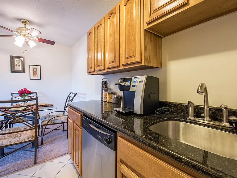 Indian Hills Senior Community — Photo 4