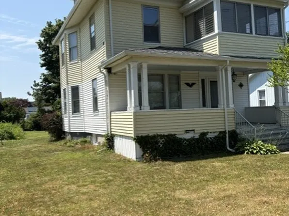 295 Washington Parkway, Stratford, CT 06615