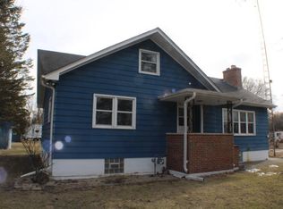 W939 Pell Lake Dr, Genoa City, WI 53128