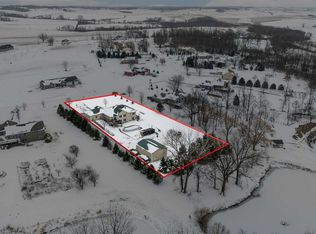 7997 218th Ave, Martelle, IA 52305