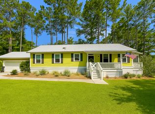 29 Downing Dr, Beaufort, SC 29907