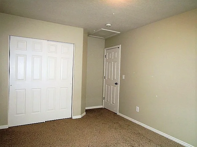 6060 Castle Park Ln — Photo 8