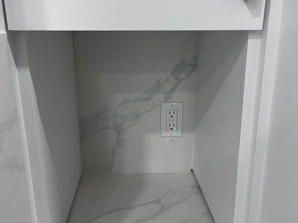 36186 State Highway 100 #B