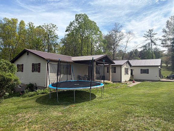 2nd image of 34575 Crew Rd