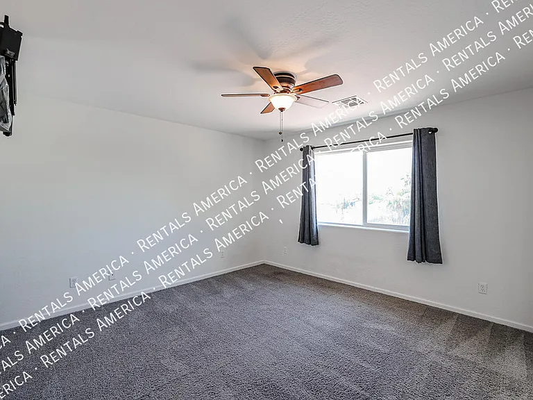 11862 N 79th Dr — Photo 16