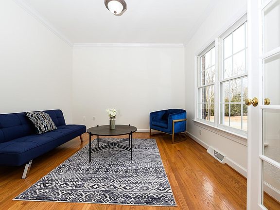 5th image of 1091 Gilfield Dr