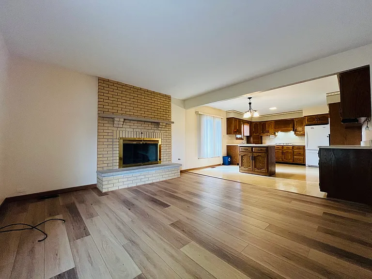 1483 Heather Ln — Photo 11