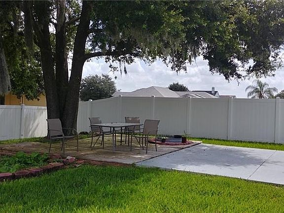 4th image of 8247 Westmont Terrace Dr