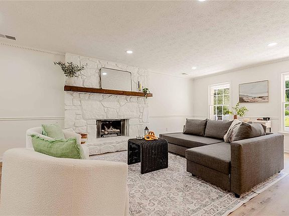 5th image of 3310 Rangers Gate