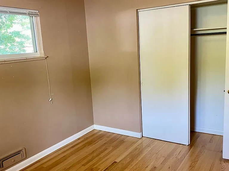 3055 Moorhead Ave — Photo 10