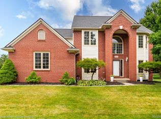 3870 Beechcrest, Rochester Hills, MI 48309