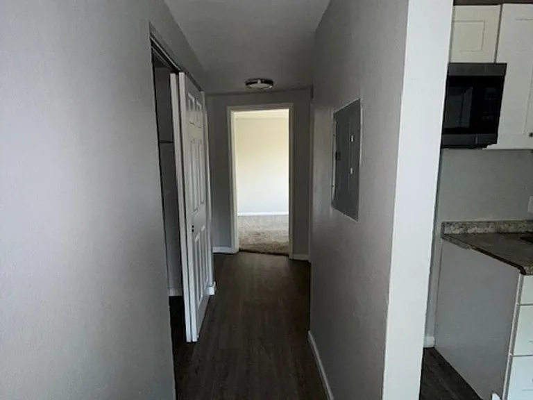 848 Riverview Ter #501 — Photo 10
