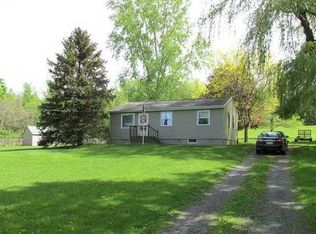 6788 Pine Ridge Rd, Auburn, NY 13021