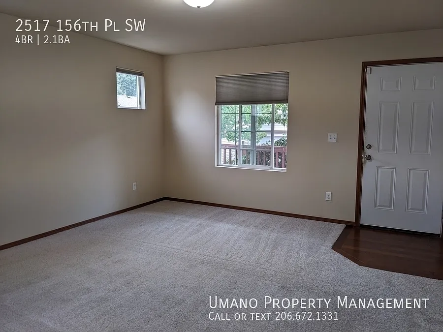 4 bed, 2.5 bath, 2092 sqft, $3,695 — Photo 2