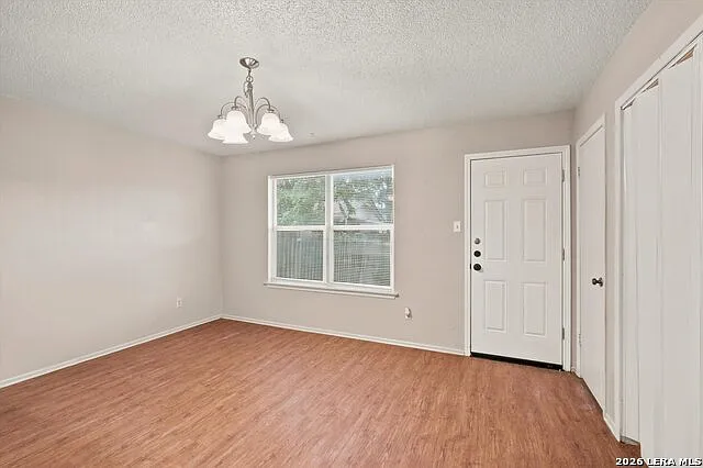 2 bed, 2.5 bath, 1470 sqft, $1,300 — Photo 3