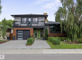 8822 161st St NW, Edmonton, AB T5R2L2
