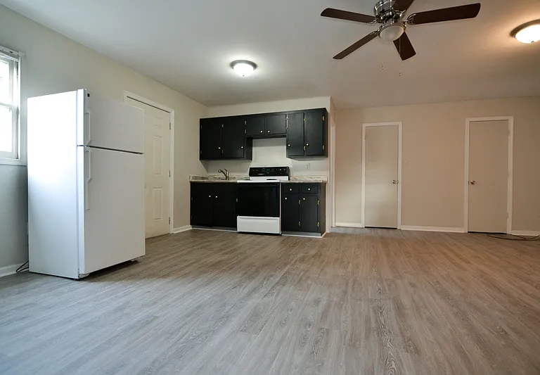 4914 Fort Ave #C — Photo 8
