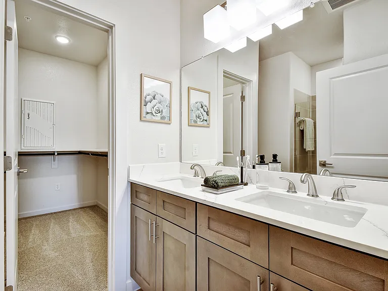 Equinox Townhomes at New Braunfels — Photo 7