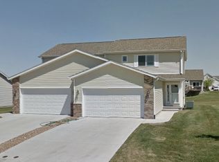 1595 Hunters Creek Way, Marion, IA 52302