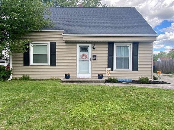 2nd image of 2343 Parkview Dr