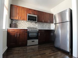 7137 69th St #2L, Ridgewood, NY 11385