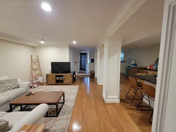 1803 Beacon St #B — Photo 17