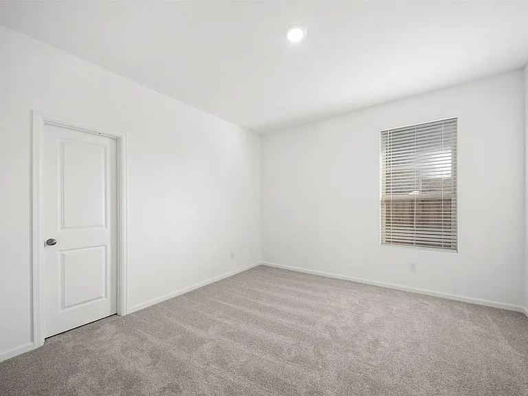 2515 Olivine Stone Dr — Photo 25