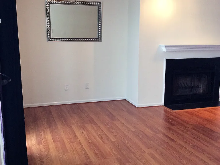 604 Shoreham Ct #204 — Photo 3