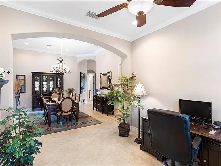 6155 Dogleg Dr — Photo 10