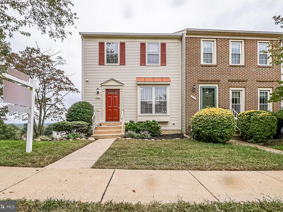 1st image of 7451 Towchester Ct