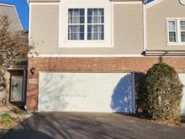 16212 Golfview Dr, Lockport, IL 60441