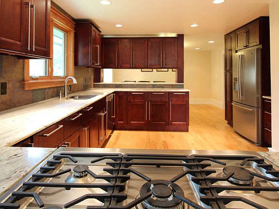 Kitchen toward Dining Rm