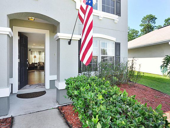 3rd image of 76498 Deerwood Dr