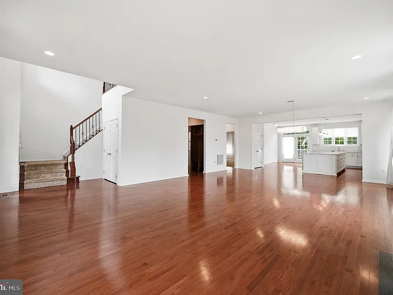 24267 Purple Finch Dr — Photo 52