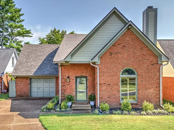 605 S Club Ct, Hermitage, TN 37076